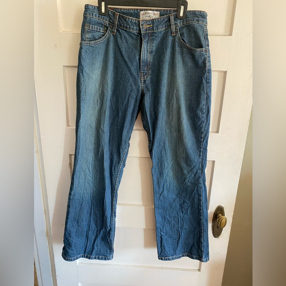 Levi Strauss stretch mid rise boot cut jeans